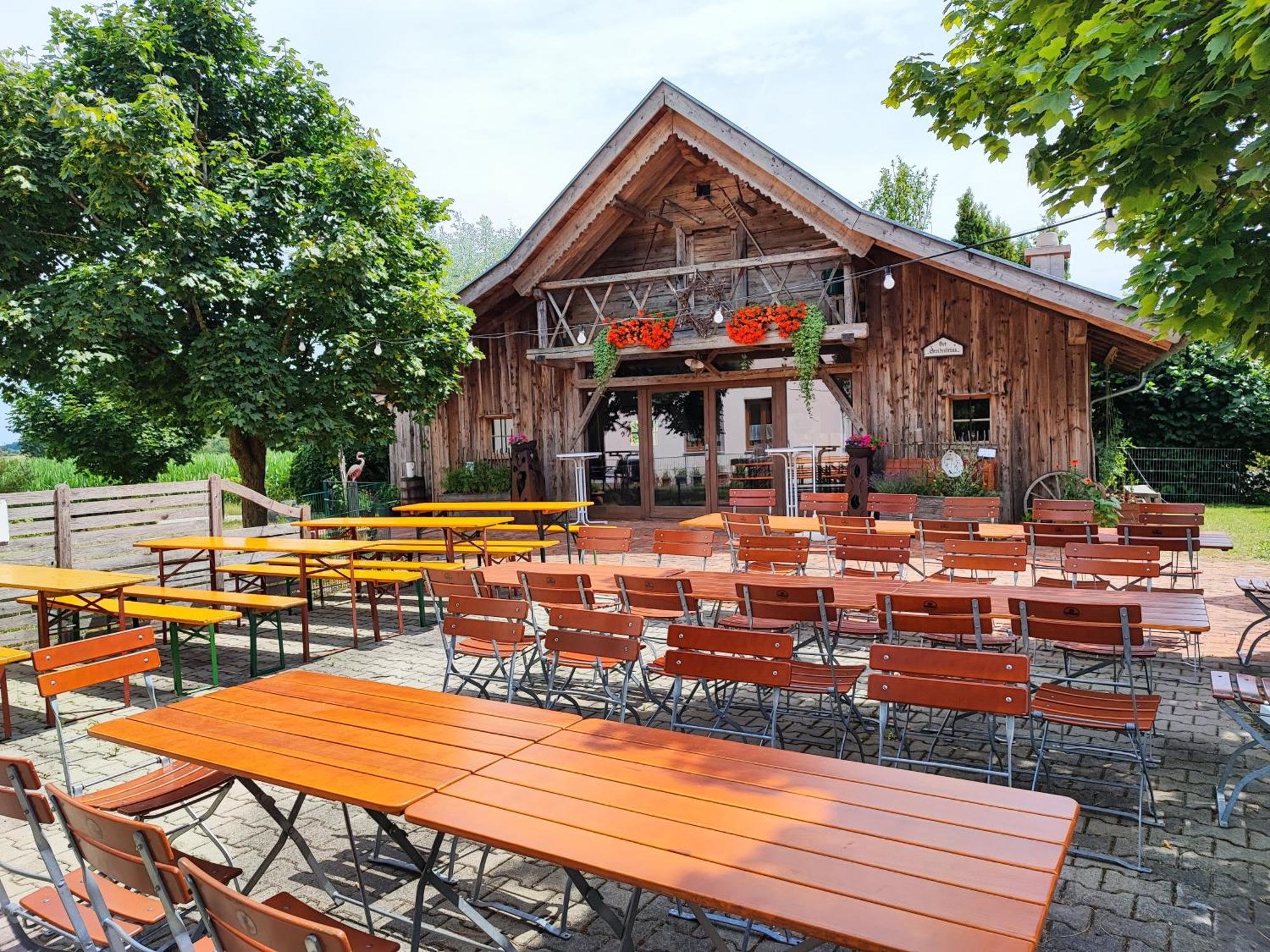 Wirtshaus Zur Bina Vilsbiburg Exterior foto